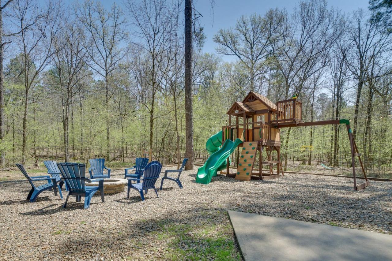 Luxe Broken Bow Cabin Game Room, Fire Pit And Deck! Exterior foto