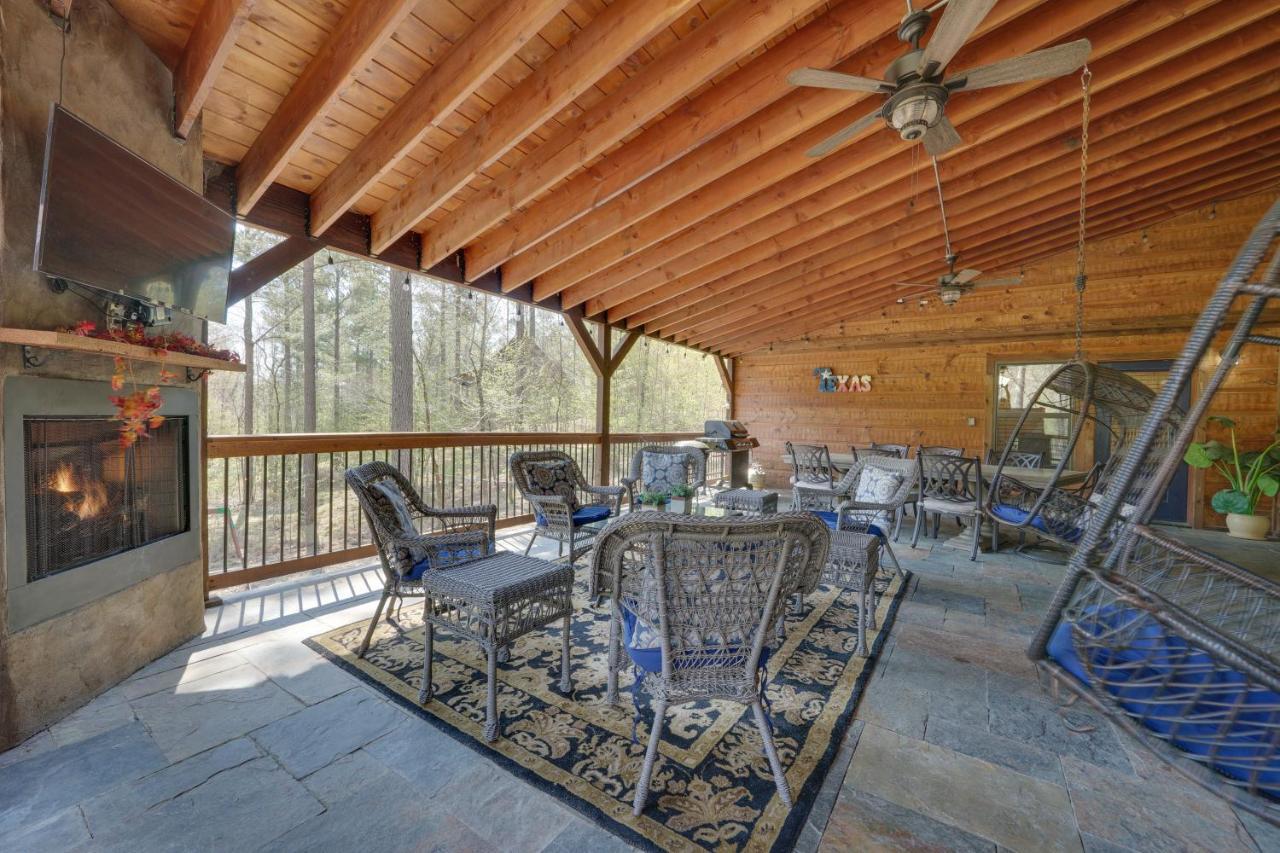 Luxe Broken Bow Cabin Game Room, Fire Pit And Deck! Exterior foto